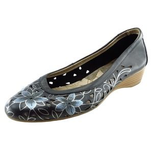 Pitillos Size 41 M Black Almond Toe Low‎ Wedge Leather Women